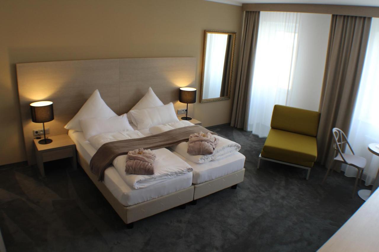 Garni Hotel Schmaus Viechtach Kültér fotó